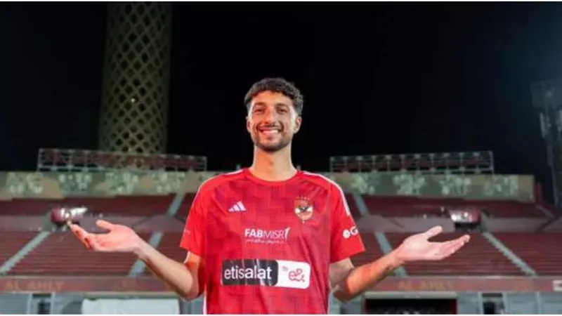 الاهلي يقرر قيد وسام ابو علي في القائمه الافريقيه