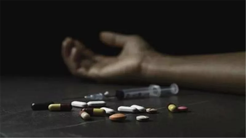 جرعة أوفر دوز وراء العثور على جثة أربعيني في أكتوبر