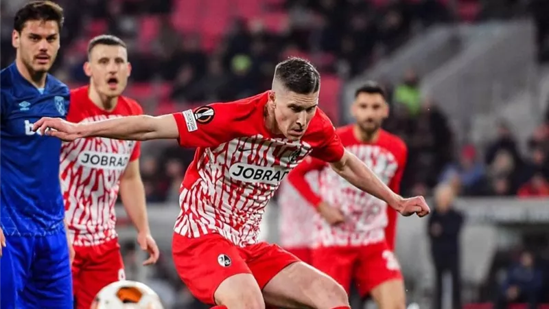 فرايبورج يفوز على وست هام يونايتد بهدف نظيف فى الدوري الأوروبي 