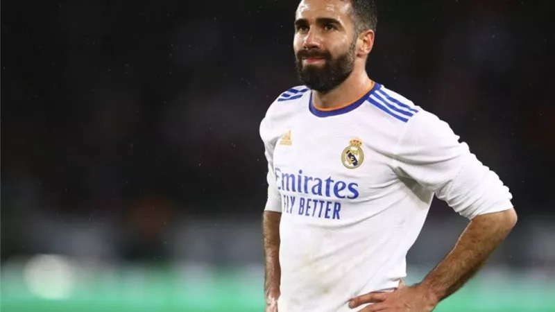 المفارقة السيئة: كارباخال يتعرض للإصابة في تدريبات استعداد ريال مدريد