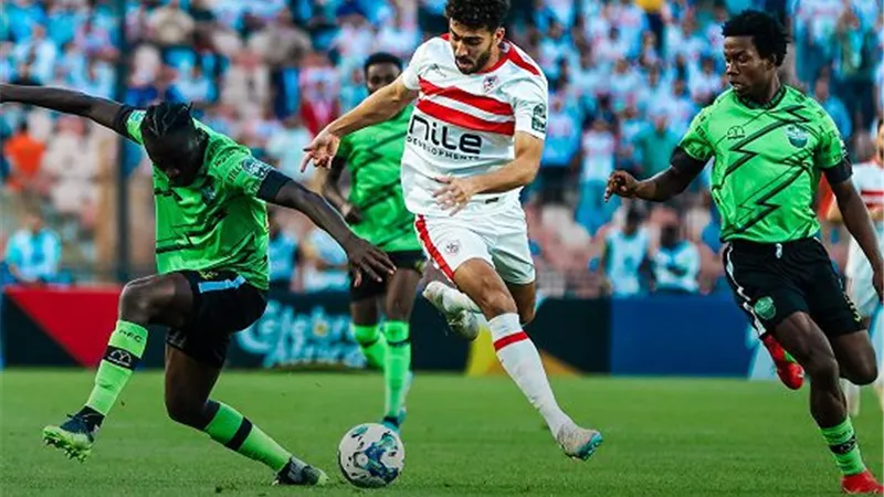 كاف يخطر الزمالك بحكام لقاء دريمز في إياب نصف نهائي الكونفدرالية
