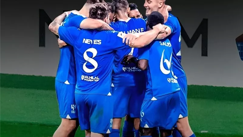 الهلال يعود بريمونتادا ويفوز علي الرياض بثلاثيه مقابل هدف