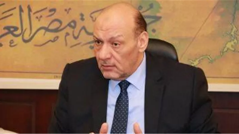 رئيس حزب ”المصريين“ يهنئ السيسي والقوات المسلحة بذكرى تحرير سيناء