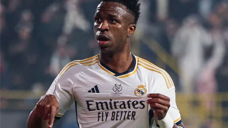 بهاتريك فينيسيوس..ريال مدريد يسحق برشلونة برباعية ويفوز بالسوبر