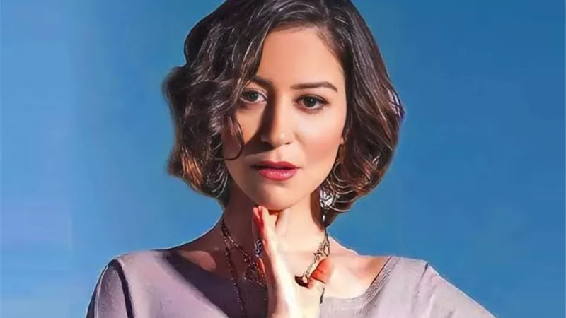 خلال أيام.. منه شلبي تستعد لتصوير مسلسلها الجديد 