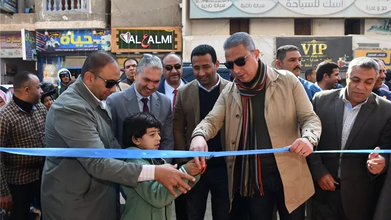 محافظ الفيوم يفتتح معرضي 