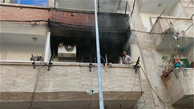 حريق هائل يلتهم شرفة شقة سكنية في الموسكي