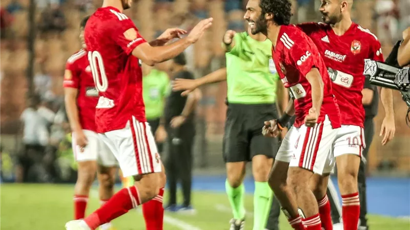 حسين الشحات يشيد بدور 