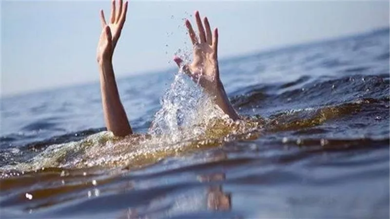 انتشال جثة طالب غرق بمصيف جمصة بالدقهلية