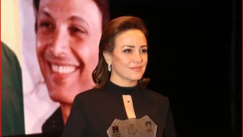 ريهام عبد الغفور تعبر عن امتنانها لحفل تكريم والدها الراحل
