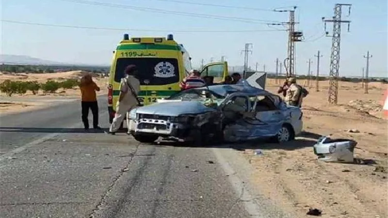 انقلاب سيارة ملاكي يتسبب في مصرع وإصابة 4 أشخاص بالطريق الصحراوي