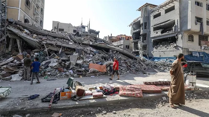 الهلال الفلسطيني: انتشار واسع للأمراض المعدية بين الأطفال.. لا حل سوي وقف العدوان