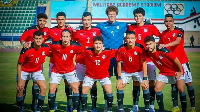 القنوات الناقلة لمباراة مصر وموزمبيق بكأس أمم إفريقيا وترددها.. 
