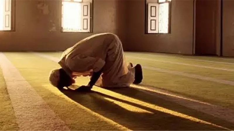 مع بدء التوقيت الصيفي.. تعرف على مواقيت الصلاة في المحافظات