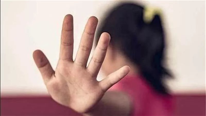 تحقيقات موسعة حول تحرش خمسيني بفتاة في قصر النيل