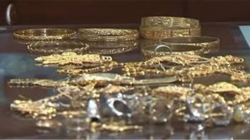 نجار وراء سرقة مشغولات ذهبية من شقة سكنية في الجيزة