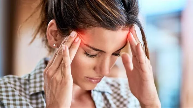 صداع الصيام.. أسبابه وطرق علاج طبيعية يُنصح بها