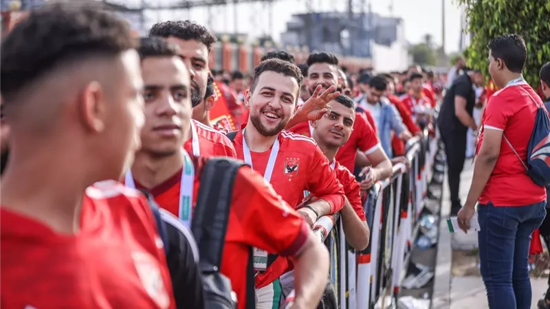 فتح بوابات استاد القاهرة لاستقبال جماهير الأهلي