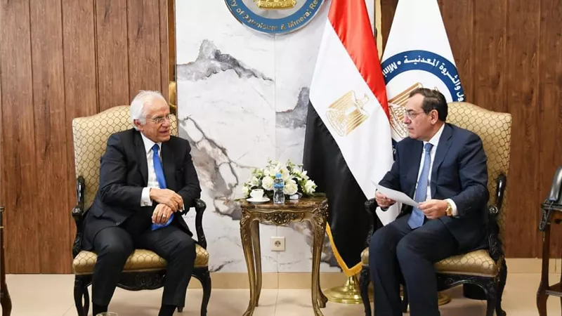 الملا يستقبل ديميتريس كوبيلوزوس رئيس مجموعة كوبيلوزوس اليونانية