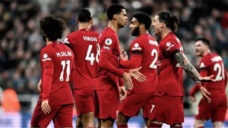 صراع من قطبي إسبانيا من أجل نجم ليفربول 