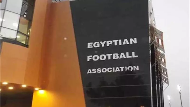 مفاجأة.. أنباء عن استقالة أعضاء من لجنة التظلمات بعد قيد صفقات الزمالك