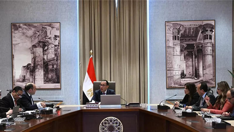 مدبولي يتابع الإجراءات التنفيذية للاستراتيجية الوطنية للصناعة والتجارة