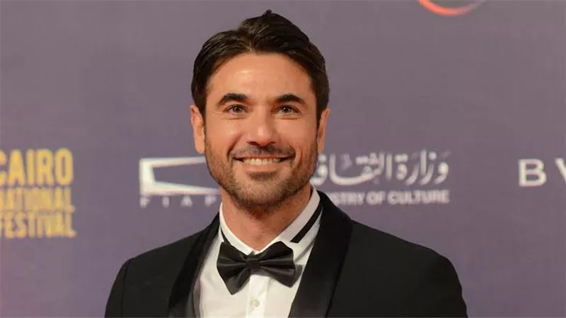 أحمد عز: أول شوت ليا اتعاد 5 مرات..وأبويا مكنش شايفني ممثل