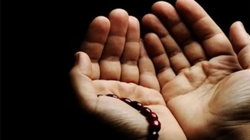 ردد الآن.. أذكار يفضل قولها بعد الصلاة المفروضة