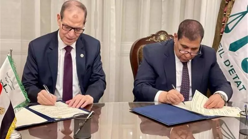 توقيع بروتوكول تعاون بين النيابة الإدارية ومجلس الدولة (صور)