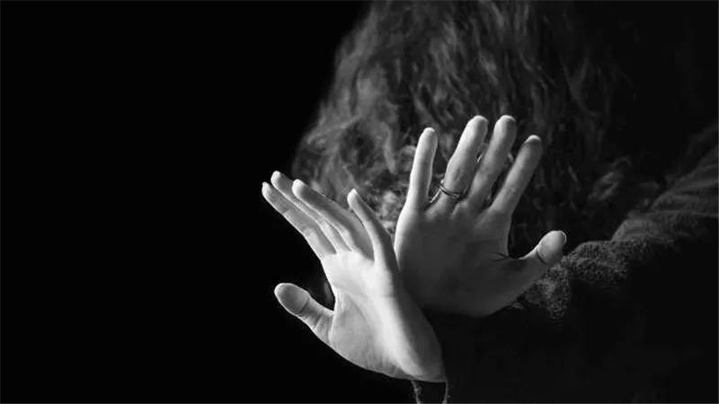 جنايات الجيزة تُحيل أوراق طبيب تجميل لمفتي الجمهورية