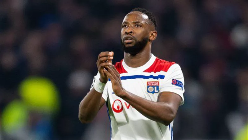 موسى ديمبيلي على رادار الدوري السعودي