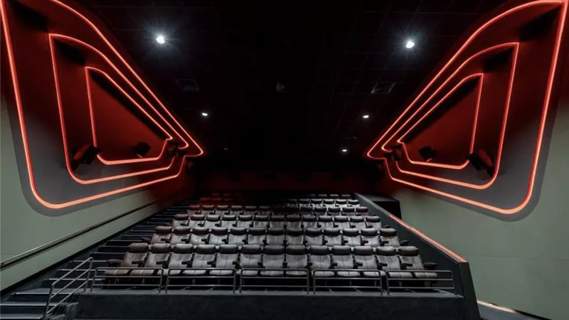 إمباير سينما تطلق تجربة سينمائية فريدة في المدينة المنورة