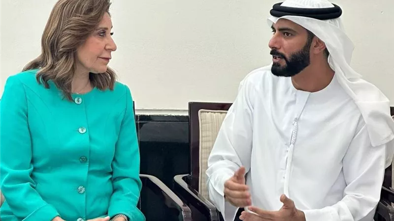 الوزير الإماراتي يشيد بمشاركة مصر في فعاليات معرض أبوظبي