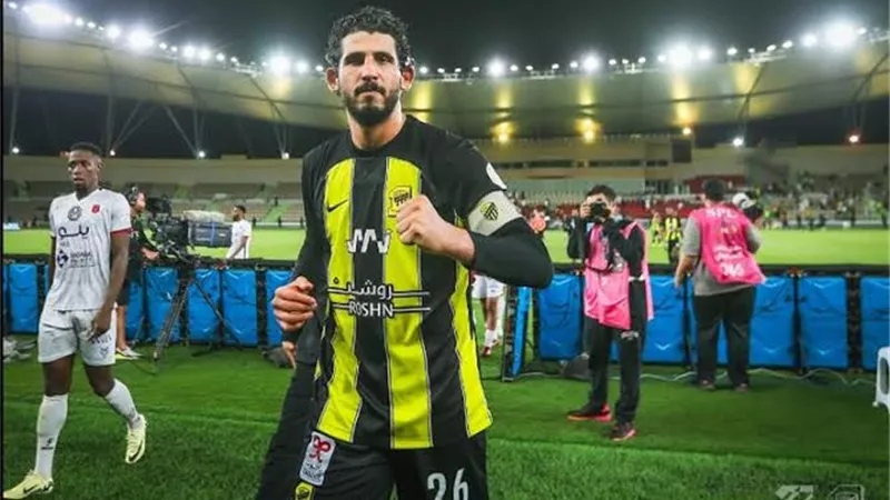 حجازي أساسي مع اتحاد جدة أمام الفتح في دوري روشن