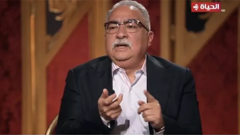 إبراهيم عيسى: والدي أزهري علمني إحكام العقل والمنطق