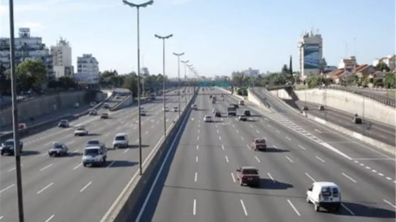 اعرف التحويلات المرورية.. غلق كلى لطريق الأوتوستراد فى الاتجاهين