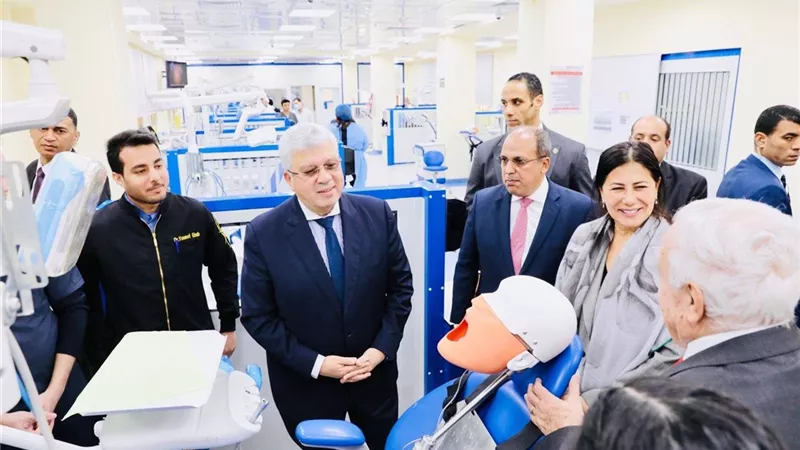 خلال الافتتاح.. وزير التعليم العالي يؤكد على أهمية المستشفيات الجامعية