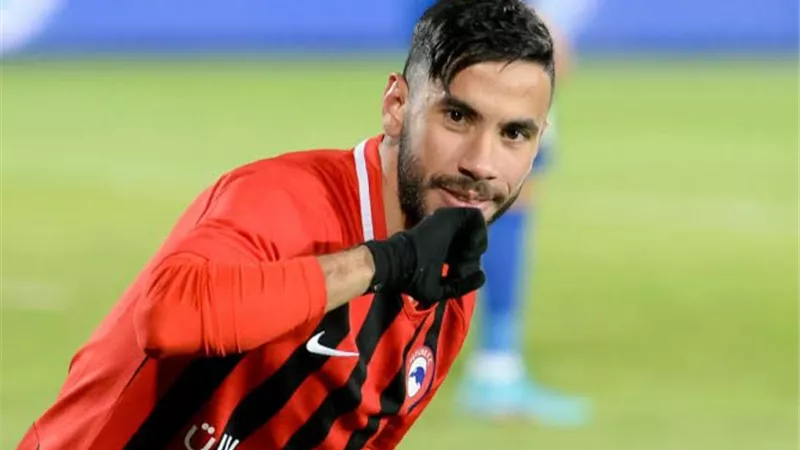 حكاية نجم الأهلي السابق بعد قرار الانتقال للزمالك