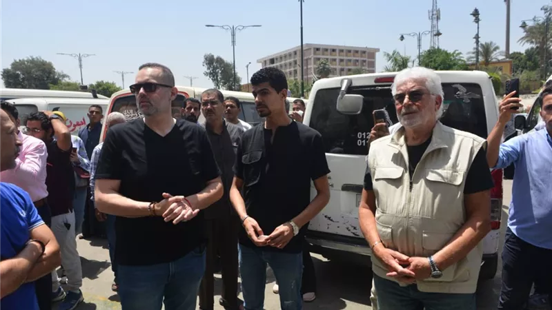الموت يغيب المخرج عصام الشماع وحضور نجوم الفن تشييع الجثمان
