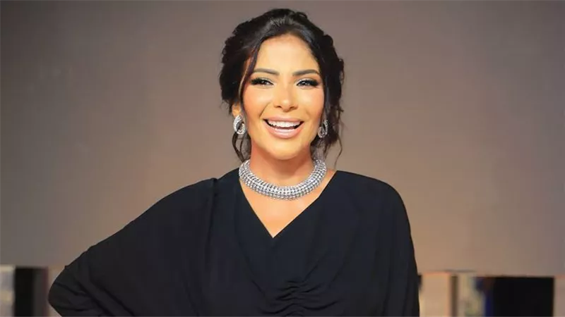 مني زكي تعلق على اعتزال عادل إمام.. كلنا اتربينا على أفلامه