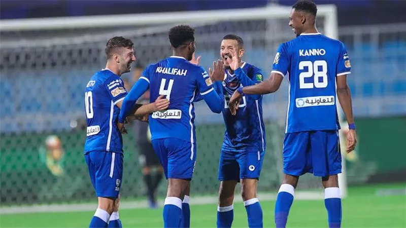 الهلال يستضيف ضمك في مواجهة نارية بالدوري السعودي.. القنوات الناقلة للمباراة