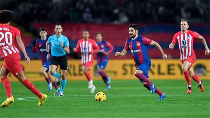 ديربي إسباني ناري.. مواجهة برشلونة وأتلتيكو مدريد في الليجا