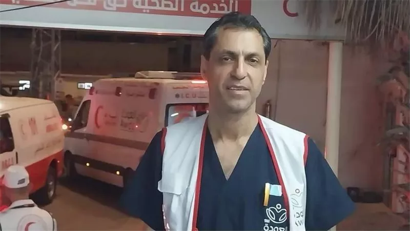 استشهاد 3 أطباء وإصابة عدد من الطاقم الطبي في مستشفي العودة
