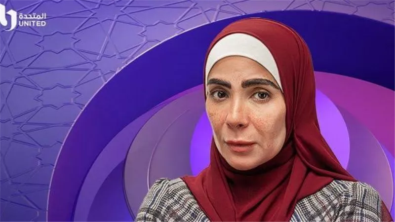 ندة علوش تقدم التهنئة لمنى زكي على مسلسلها تحت الوصاية