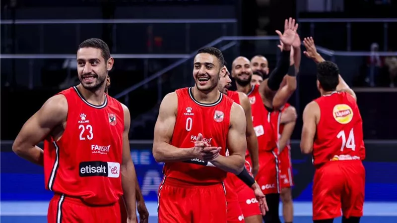 رجال الأهلي يتأهل لنهائى كأس مصر بعد فوزًا مثيرًا على الجزيرة