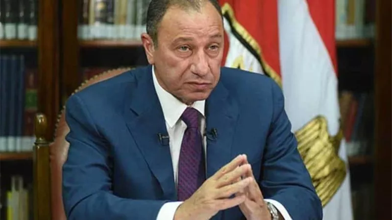 بعد الوعكة الصحية.. موقف الخطيب من رئاسة بعثة الأهلي في تونس