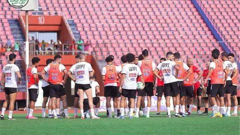 حقيقة خروج لاعب الأهلي من قائمة منتخب مصر في بطولة الأمم الإفريقية