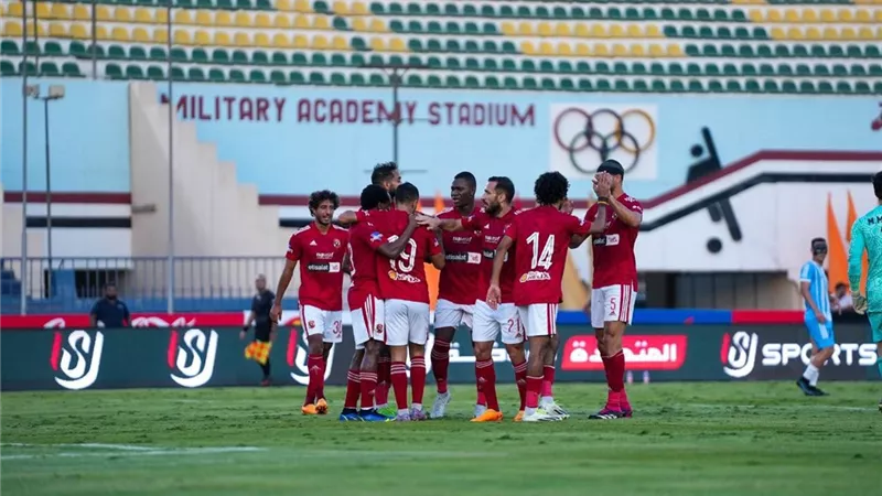 كولر يطيح بـ12 لاعبًا من الأهلي استعدادًا للموسم الجديد