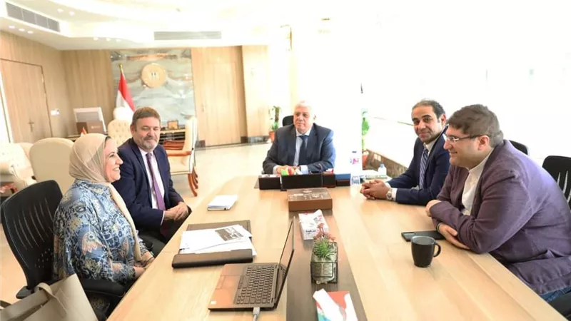 أيمن عاشور: مصر تدعم إتاحة تعليم جامعي مُتميز في إطار تنافسي