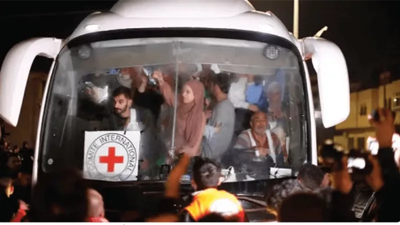 تحرير 39 أسير فلسطيني مُفرج عنهم من سجن 